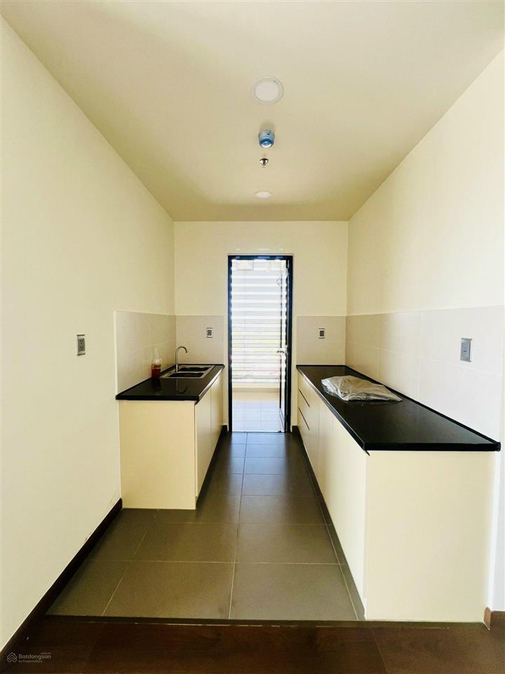 Cho thuê căn hộ có nội thất  dt 51m2 1pn + 1 giá 4tr/tháng