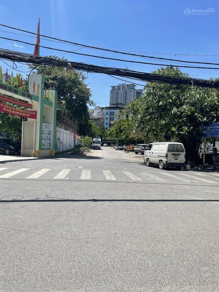 Mảnh đất vàng 50m trung tâm đức thọ nguyễn hoàng ô tô qua nhà giá tốt khu vực