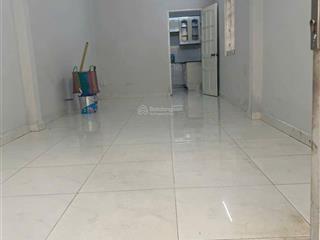 Hẻm xe hơi né nhau 3 tầng khu hành chính q11 chỉ 6.5ty xách vali ở ngay