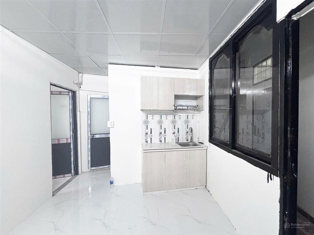 Bán nhà q11 7.7 tỷ mặt tiền thụt kd tốt đường lạc long quân, quận 11