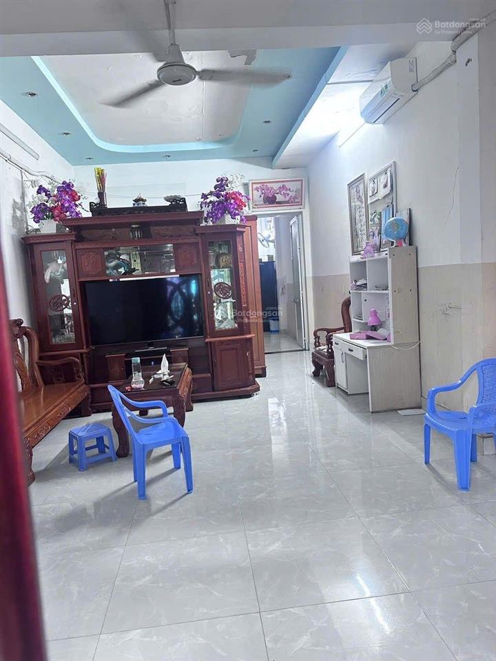 Q11 xe hơi né nhau chỉ 6.799.ty tiệm cải tạo thêm tầng.