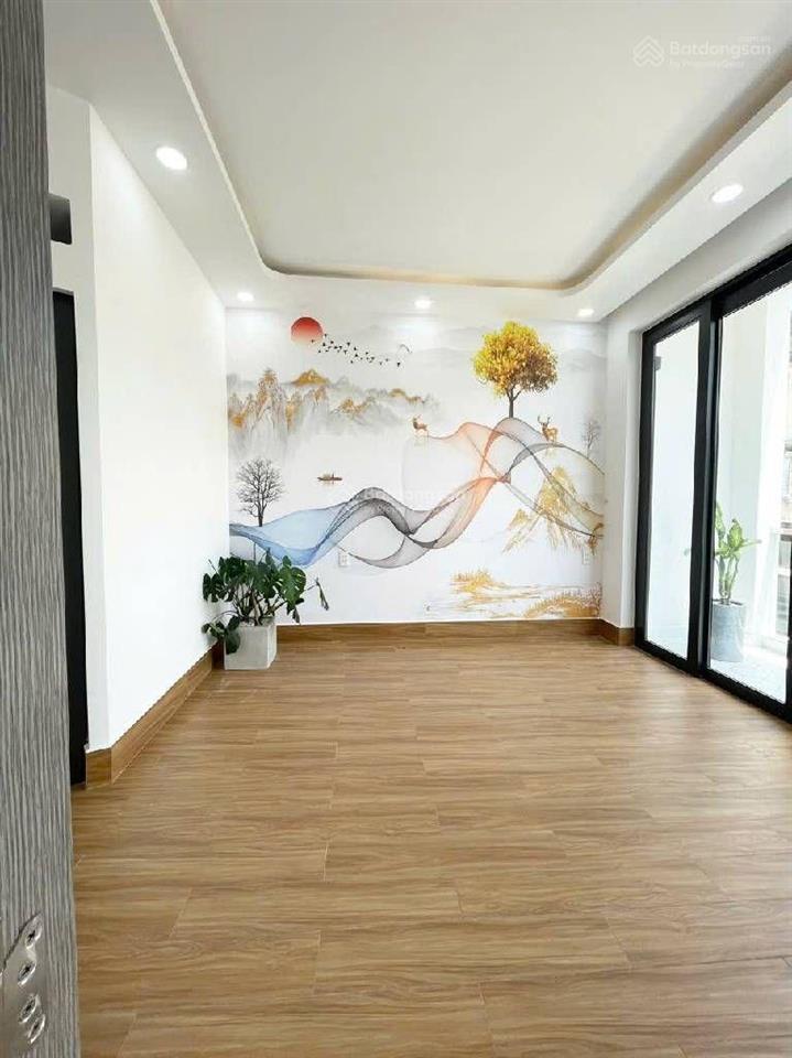 Cực hiếm! nhà 4 tầng view góc  cách mt hưng phú 10m  tặng full nội thất  chỉ nhỉnh 5 tỷ