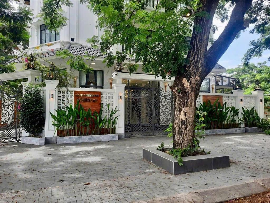 Siêu biệt thự kdc phong phú 4  lovera vista đẳng cấp  sang trọng.