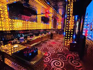 Cho thuê hoặc sang nhượng ktv trang bị đầy đủ tại quận 5.