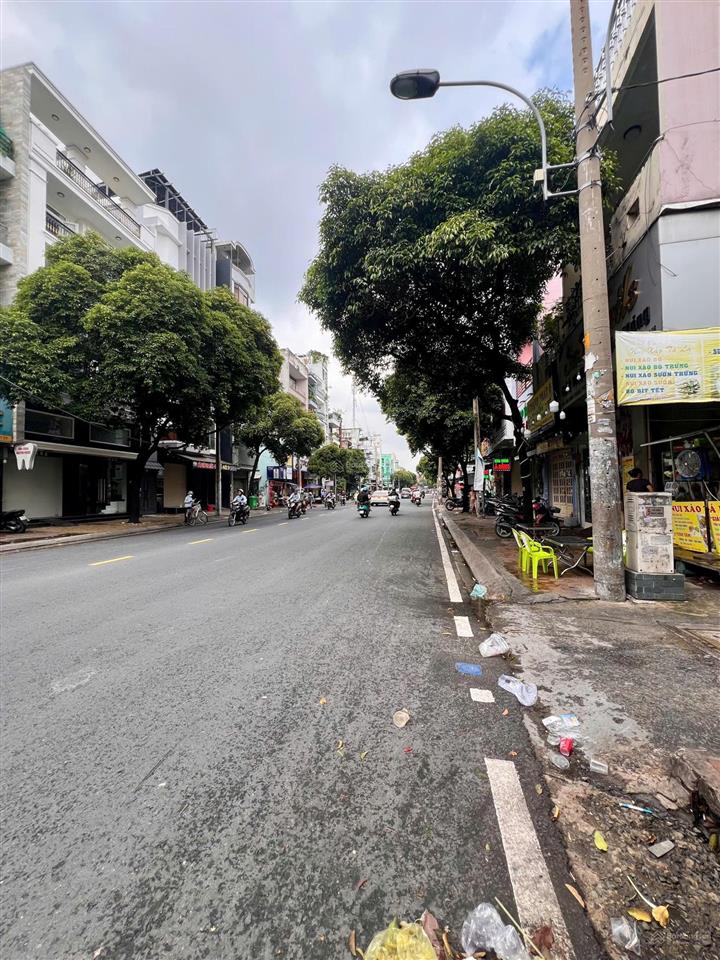 Cho thuê góc 2mt lãnh binh thăng 5x15m 3 tấm ngay chợ phú thọ