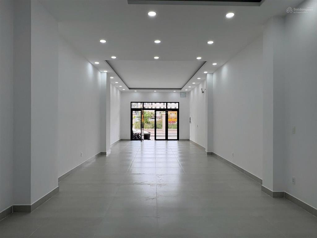 Cho thuê nhà cityland park hills mặt tiền nguyễn văn lượng  có thang máy  giá 60 triệu/tháng