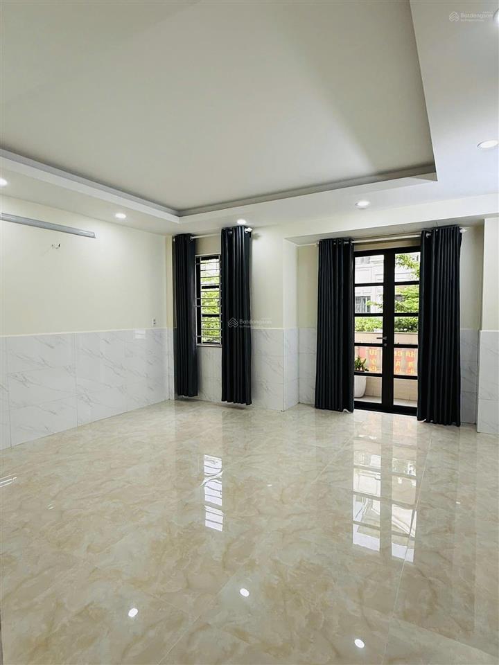 Cho thuê nhà phố cityland park hills gò vấp, 1 hầm 4 lầu, có thang máy, full máy lạnh, giá 45 triệu
