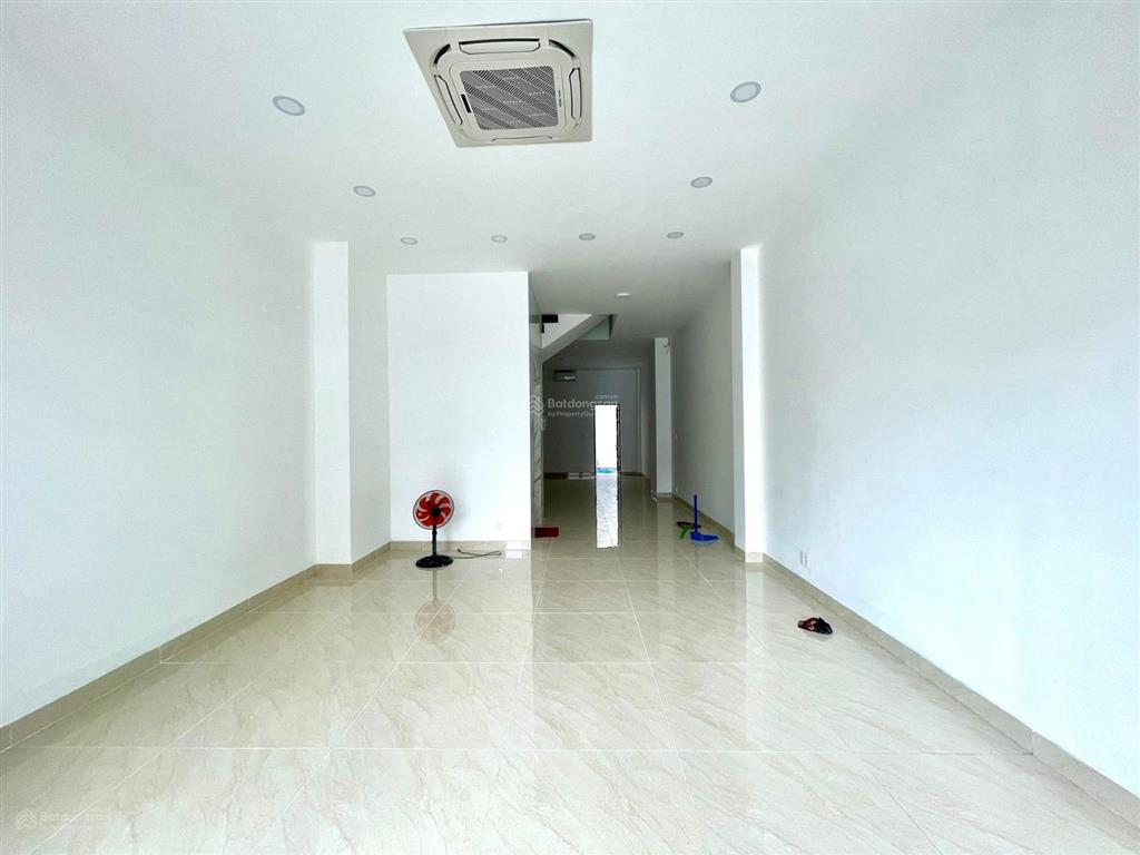 Cho thuê nhà mặt tiền phan văn trị cityland park hills gò vấp, 5x20m, 5 tầng, thang máy