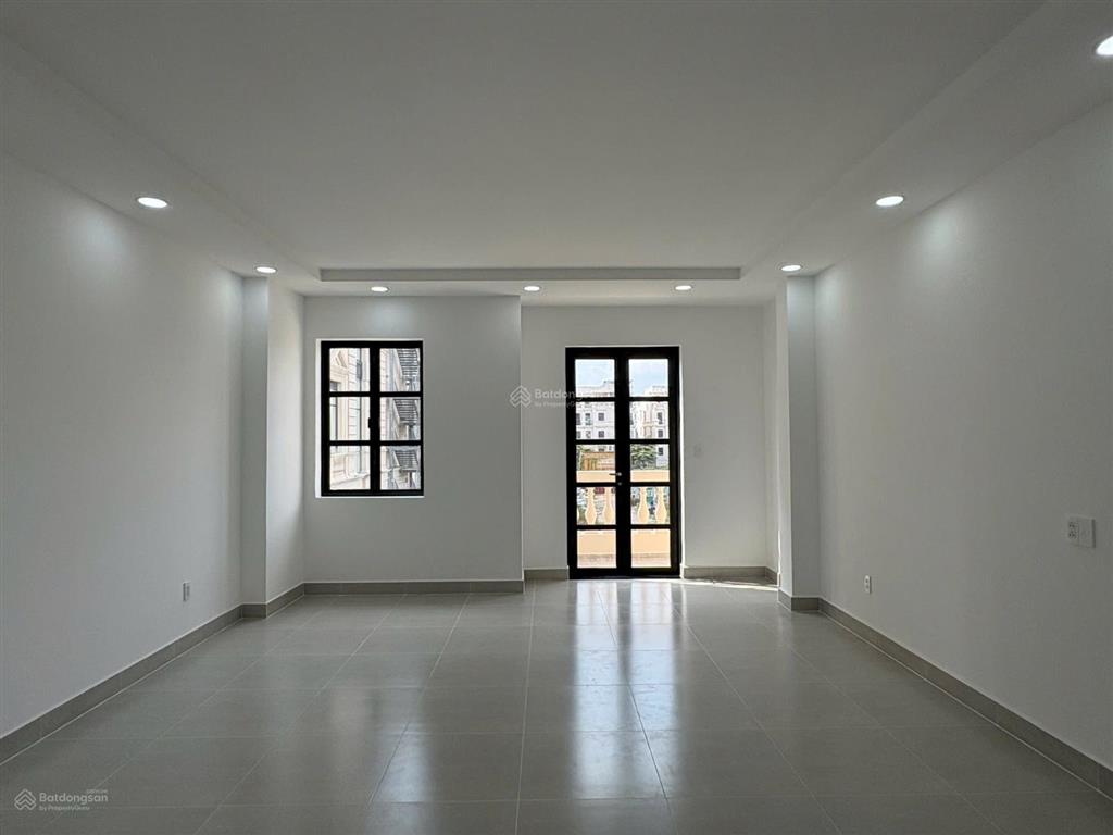 Cho thuê nhà phố thương mại cityland park hills gò vấp, 1 trệt 4 lầu, hoàn thiện có thang máy