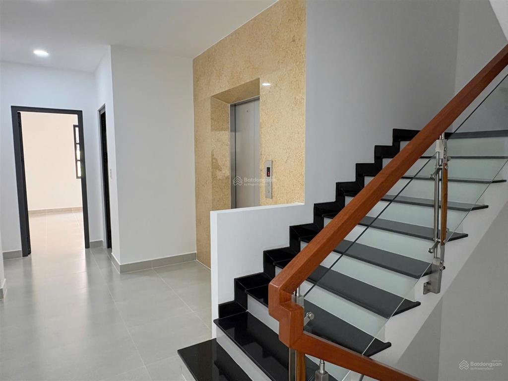 Cho thuê nhà phố thương mại cityland park hills gò vấp, 1 trệt 4 lầu, hoàn thiện có thang máy