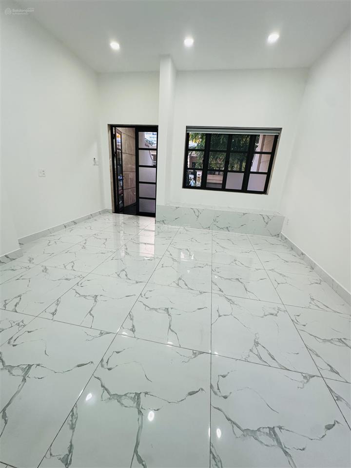 Cho thuê nhà đẹp kdc cityland park hills gò vấp  dt 5x20m  1 hầm 4 lầu  giá 45 triệu/tháng