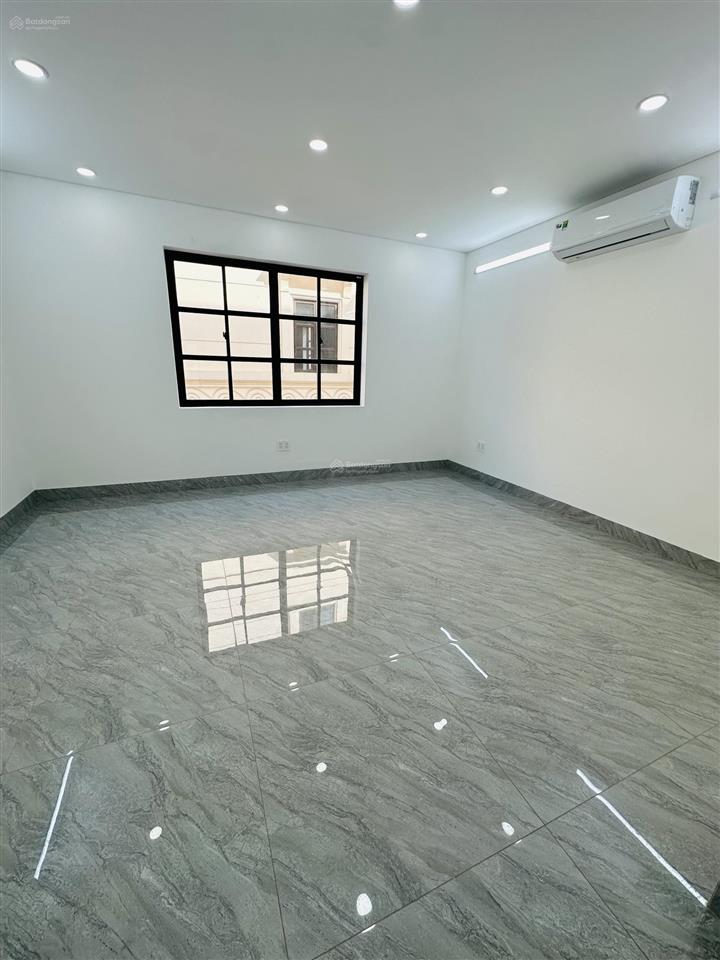 Nhà mặt tiền phan văn trị  cityland park hills gò vấp (5x20m  1 trệt 4 lầu) giá thuê 55 triệu/th