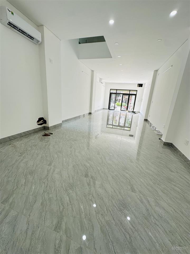 Nhà mặt tiền phan văn trị  cityland park hills gò vấp (5x20m  1 trệt 4 lầu) giá thuê 55 triệu/th