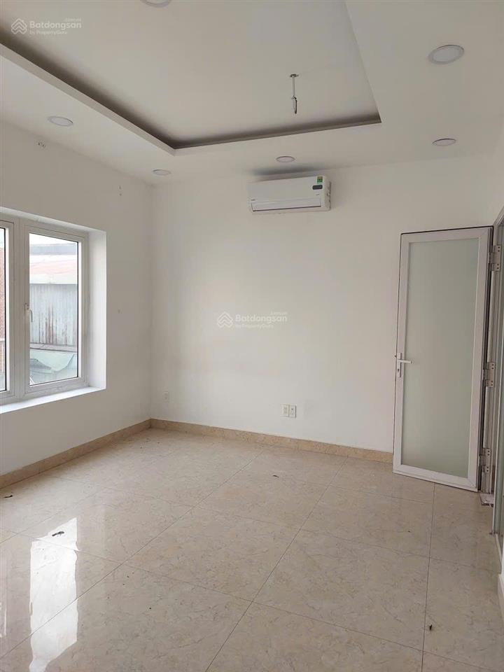 Nhà cityland center hills  trần thị nghị gò vấp (5x20m  1 trệt 3 lầu) giá chỉ 35 triệu/tháng