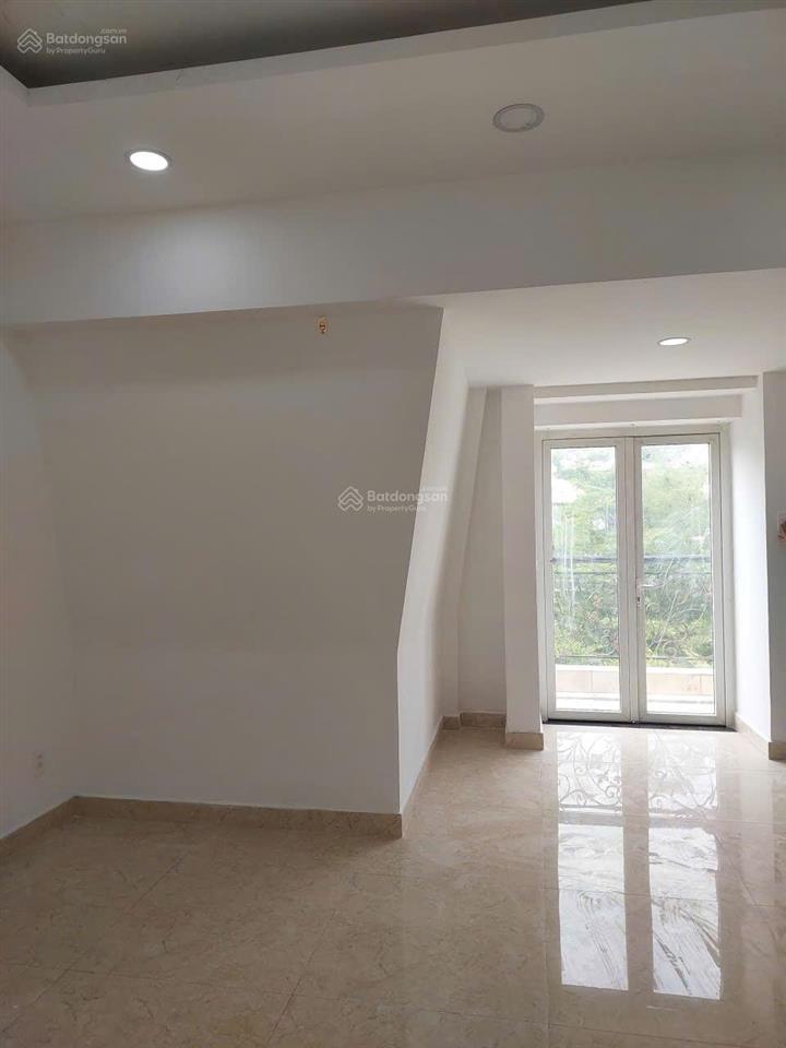 Nhà cityland center hills  trần thị nghị gò vấp (5x20m  1 trệt 3 lầu) giá chỉ 35 triệu/tháng