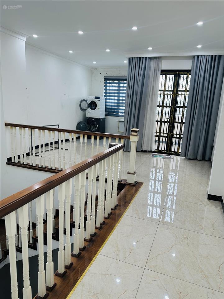 Nhà phố cityland park hills gò vấp, 1 hầm 4 lầu, full nội thất đẹp, giá 50 triệu/tháng