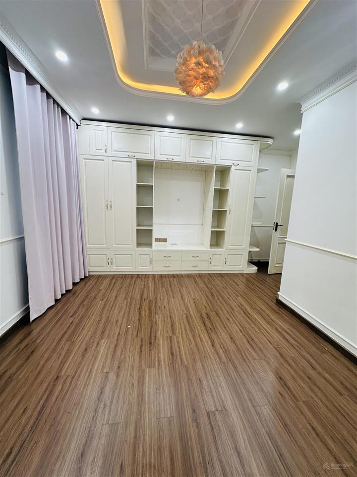Nhà phố cityland park hills gò vấp, 1 hầm 4 lầu, full nội thất đẹp, giá 50 triệu/tháng