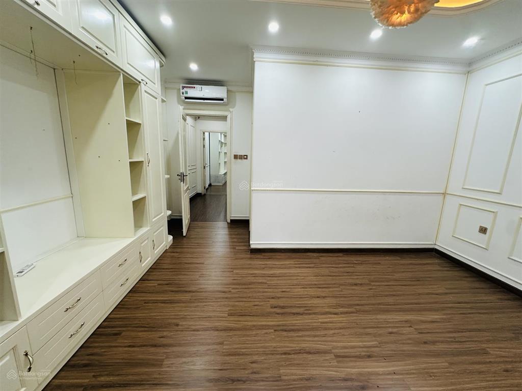 Nhà phố cityland park hills gò vấp, 1 hầm 4 lầu, full nội thất đẹp, giá 50 triệu/tháng