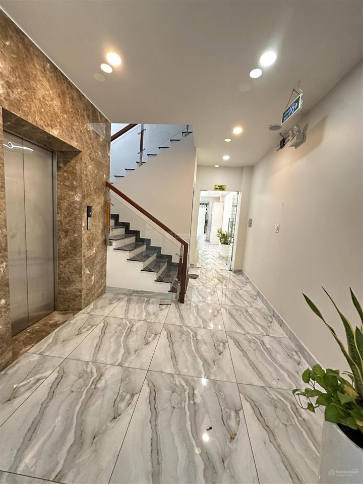 Mặt tiền phan văn trị cityland park hills gò vấp (5x20m  1 trệt 4 lầu) có thang máy  giá 65tr/th