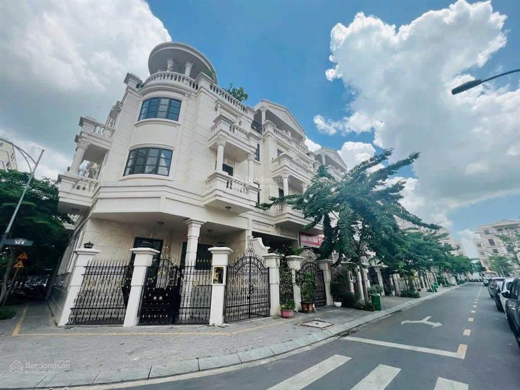 Căn góc 2 mặt tiền nội khu cityland park hills gò vấp(7x20m  1 hầm 4 lầu) có thang máy  máy lạnh