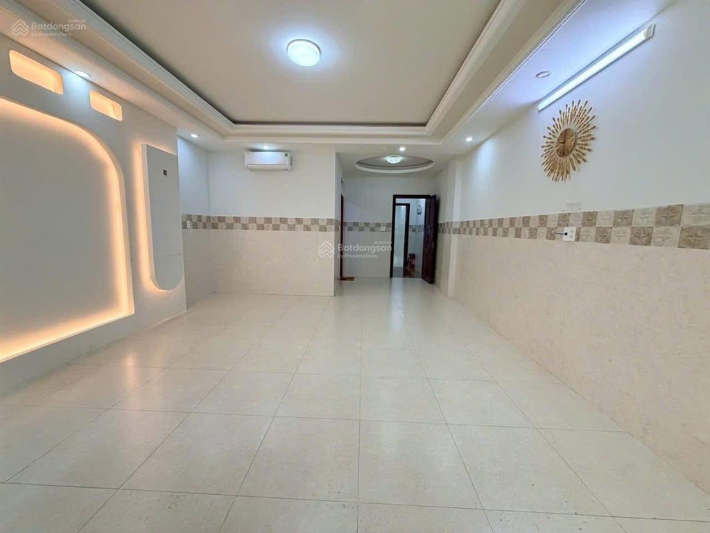Cho thuê nhà phố liên kề cityland park hills gò vấp, 1 hầm 4 lầu, full máy lạnh, giá 40 triệu/tháng