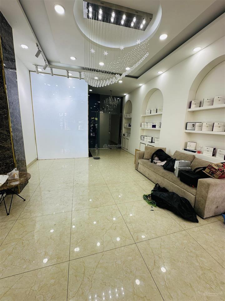 Nhà phố có hầm cityland park hills gò vấp (thang máy  full máy lạnh) giá thuê 48 triệu/tháng