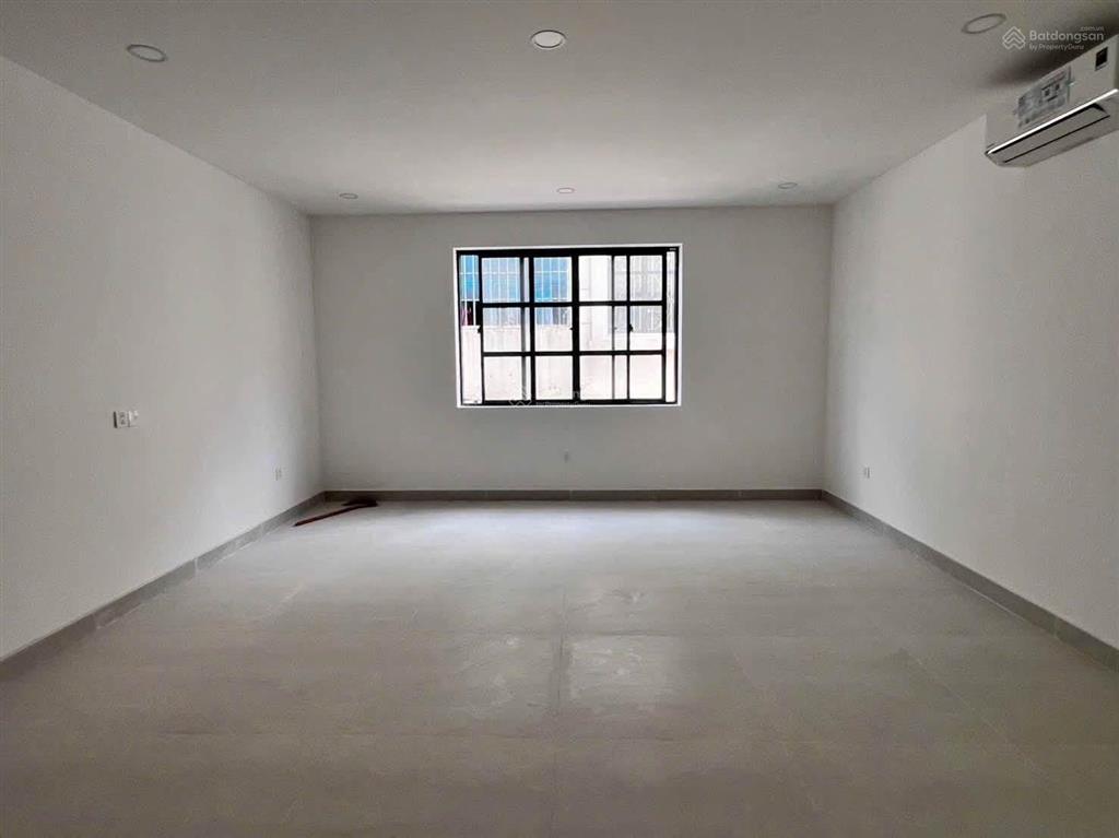 Cho thuê nhà phố thương mại cityland gò vấp, hoàn thiện mới 100%, có thang máy, full máy lạnh