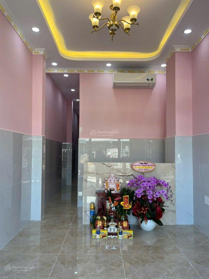 Bán nhà riêng 1 trệt 2 phòng ngủ, 1 lầu 5 phòng trọ đang cho thuê full tháng 11 triệu