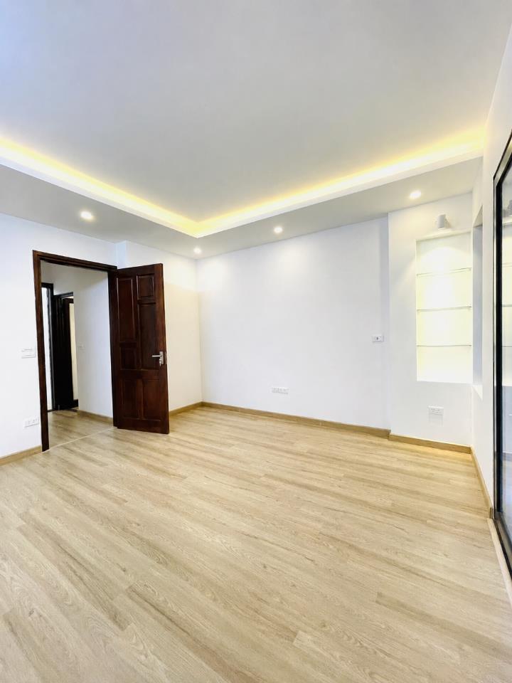 🏡 NHÀ ĐẸP LẠC LONG QUÂN – GẦN HỒ TÂY – 40M2 x 5 TẦNG – NGÕ NÔNG – 14 TỶ