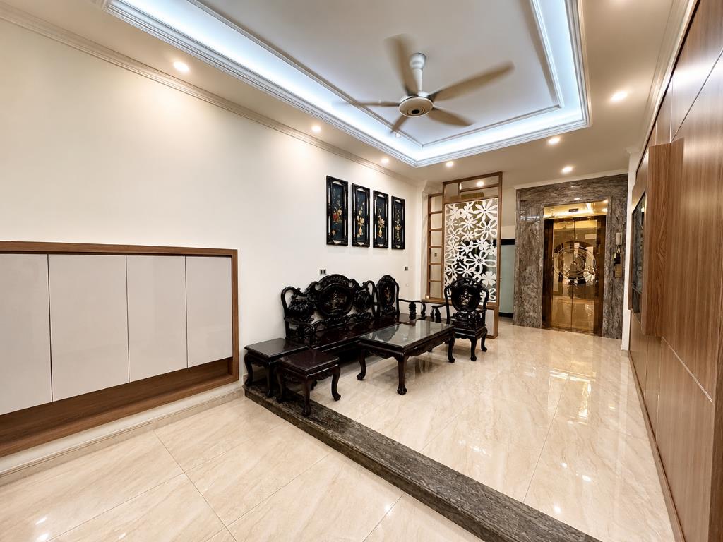 🏡 NHÀ ĐẸP LẠC LONG QUÂN – TÂY HỒ – THANG MÁY – FULL NỘI THẤT – 15.5 TỶ 💰