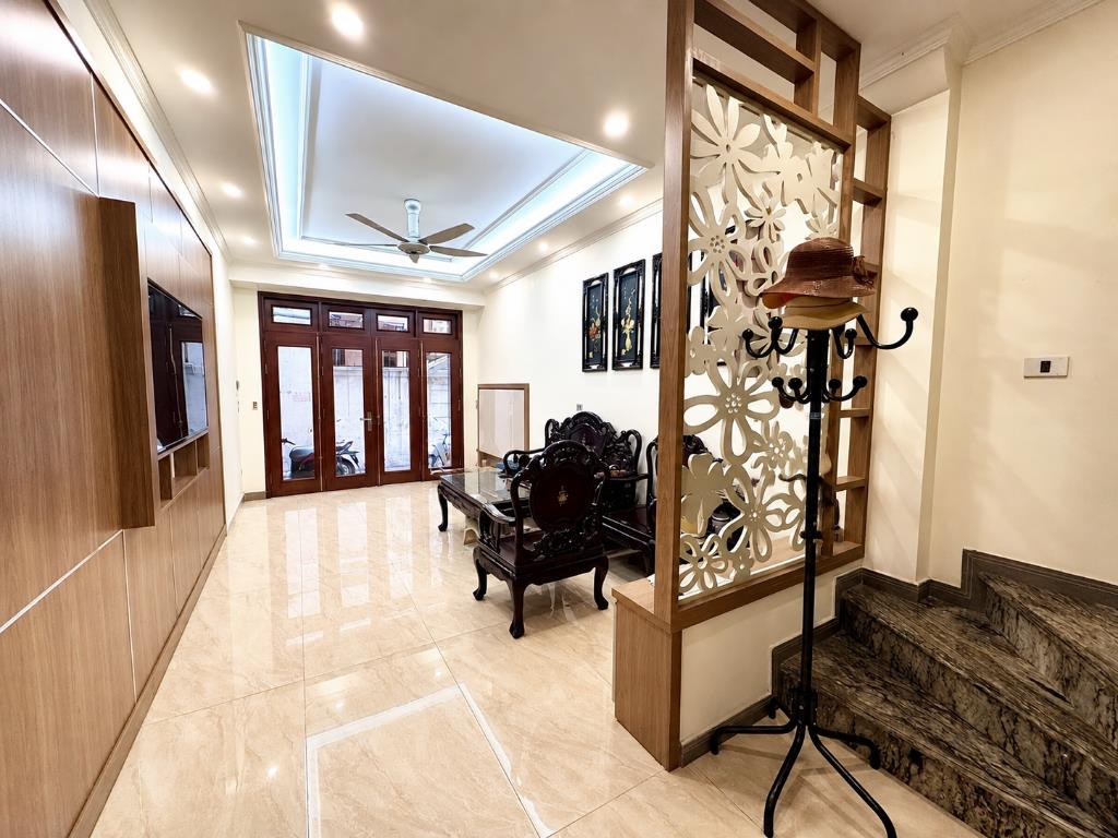 🏡 NHÀ ĐẸP LẠC LONG QUÂN – TÂY HỒ – THANG MÁY – FULL NỘI THẤT – 15.5 TỶ 💰
