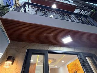 Nhỉnh 2 tỷ xíu có ngay nhà 3 tầng trung tâm tân phú, đường lũy bán bích, gần đầm sen