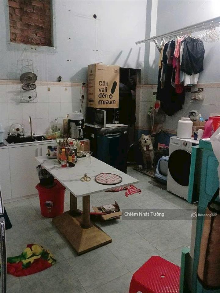 Nhà mặt tiền kd, 3 tầng kiên cố, 4m x 18m(70m2) sẵn dòng tiền 20tr/th, ng tư giản, gv