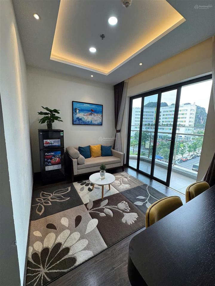 Bán gấp căn 2 ngủ sapphire s2 hạ long siêu đẹp, dt 50m2, giá chỉ 2,280 tỷ