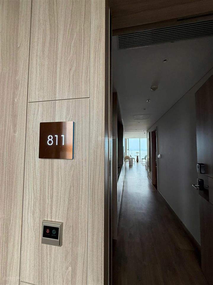 Cần bán cắt lỗ siêu đẹp căn hộ alacarte view biển, dt 56,7m2, giá 3,25 tỷ
