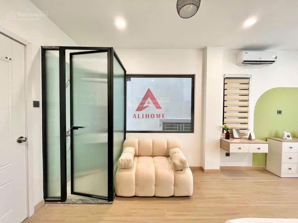 Cho thuê cc mini studio ban công máy giặt riêng, full nội thất siêu xinh ngay cầu thị nghè