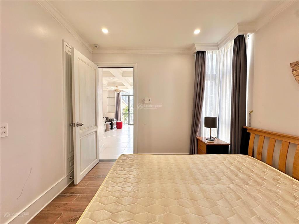 Cho thuê căn hộ cao cấp view trọn quận 2  đầy đủ tiện nghi