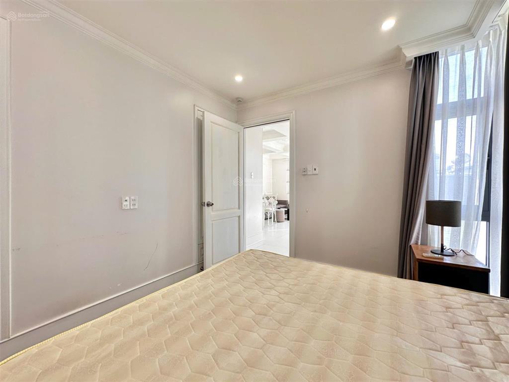 Cho thuê căn hộ cao cấp view trọn quận 2  đầy đủ tiện nghi