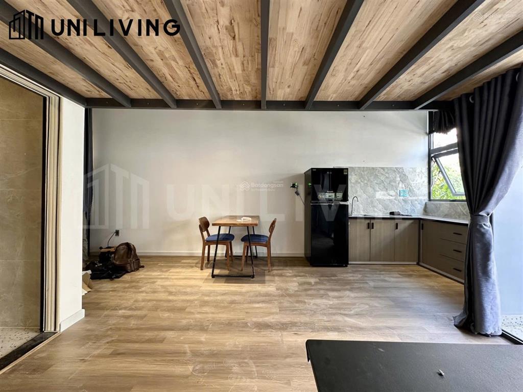 Cho thuê duplex thiết kế tối giản có ban công mới toanh