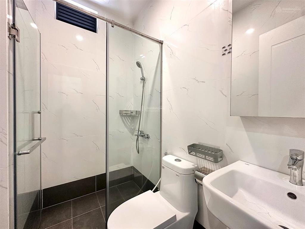 Căn hộ 1pn máy giặt riêng ngay gần cầu sài gòn