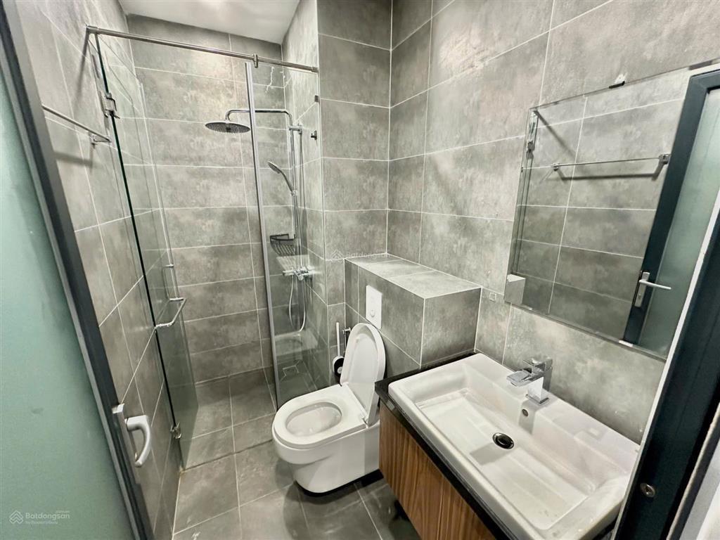 Một phòng ngủ ban công thoáng giữa lòng thảo điền