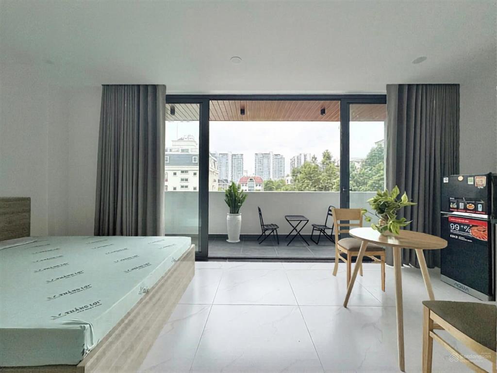 Căn studio ban công thoáng/máy giặt riêng gần ubnd thủ đức