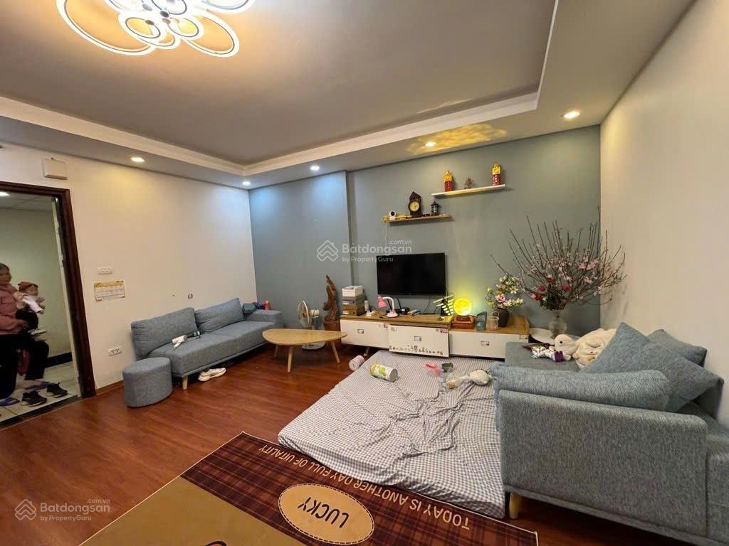 Bán căn hộ góc view đẹp tòa ct2a thạch bàn  sẵn sổ giao dịch ngay full nội thất