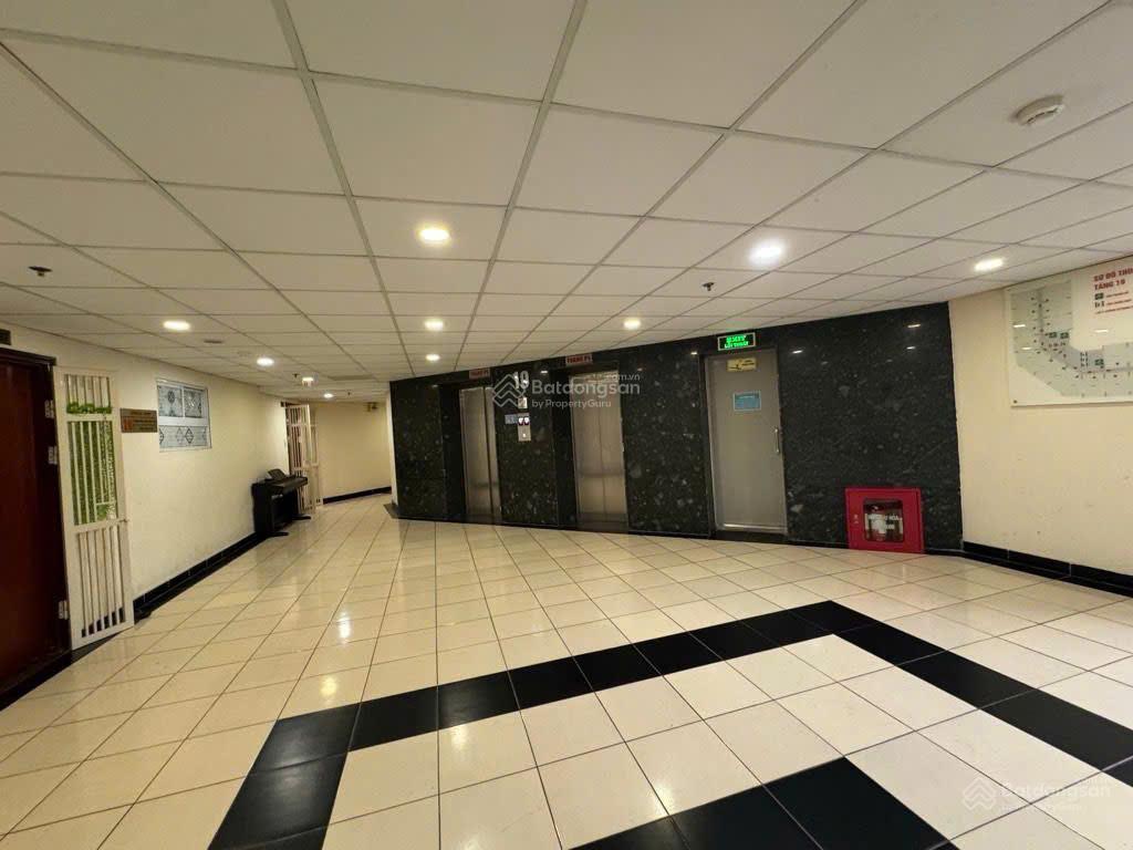 Bán căn hộ góc view đẹp tòa ct2a thạch bàn  sẵn sổ giao dịch ngay full nội thất