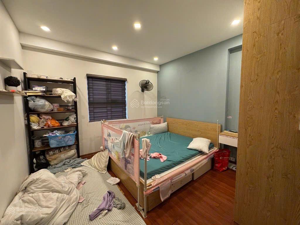 Bán căn hộ góc view đẹp tòa ct2a thạch bàn  sẵn sổ giao dịch ngay full nội thất