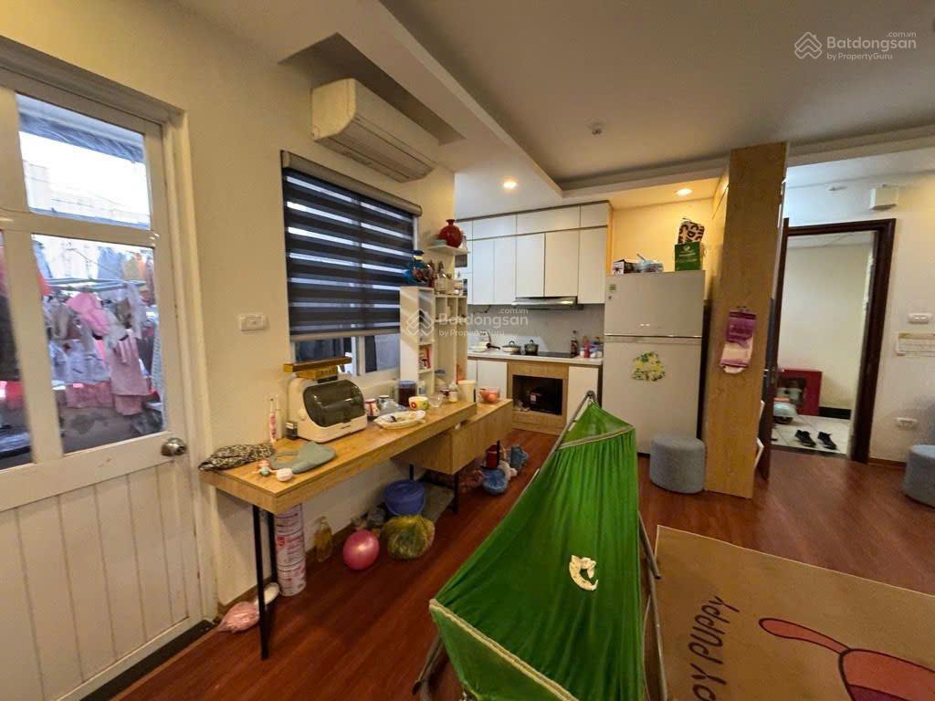 Bán căn hộ góc view đẹp tòa ct2a thạch bàn  sẵn sổ giao dịch ngay full nội thất