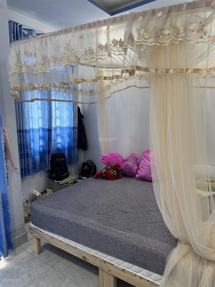 Chủ nhà cần tiền bán nhà tam bình giá 2 tỷ 300 triệu có thương lượng