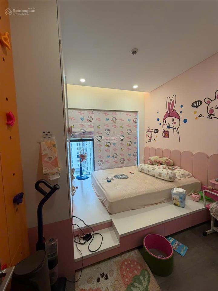 Căn 2pn 96m, tầng 5 khu diamond brilliant, celadon city, giá 7.8 tỷ (all in), view côg viên gió mát