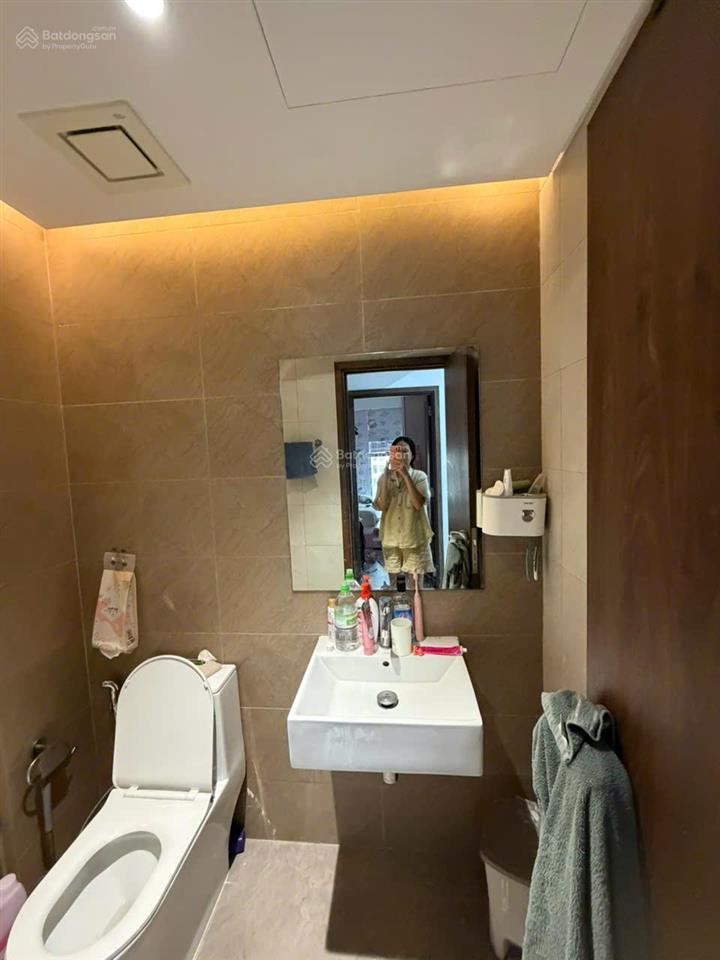 Căn 2pn 96m, tầng 5 khu diamond brilliant, celadon city, giá 7.8 tỷ (all in), view côg viên gió mát