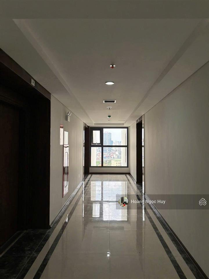 Bán nhanh căn 3 phòng ngủ 119m2 giá rẻ nhất dự án capital elite.  0916 023 ***